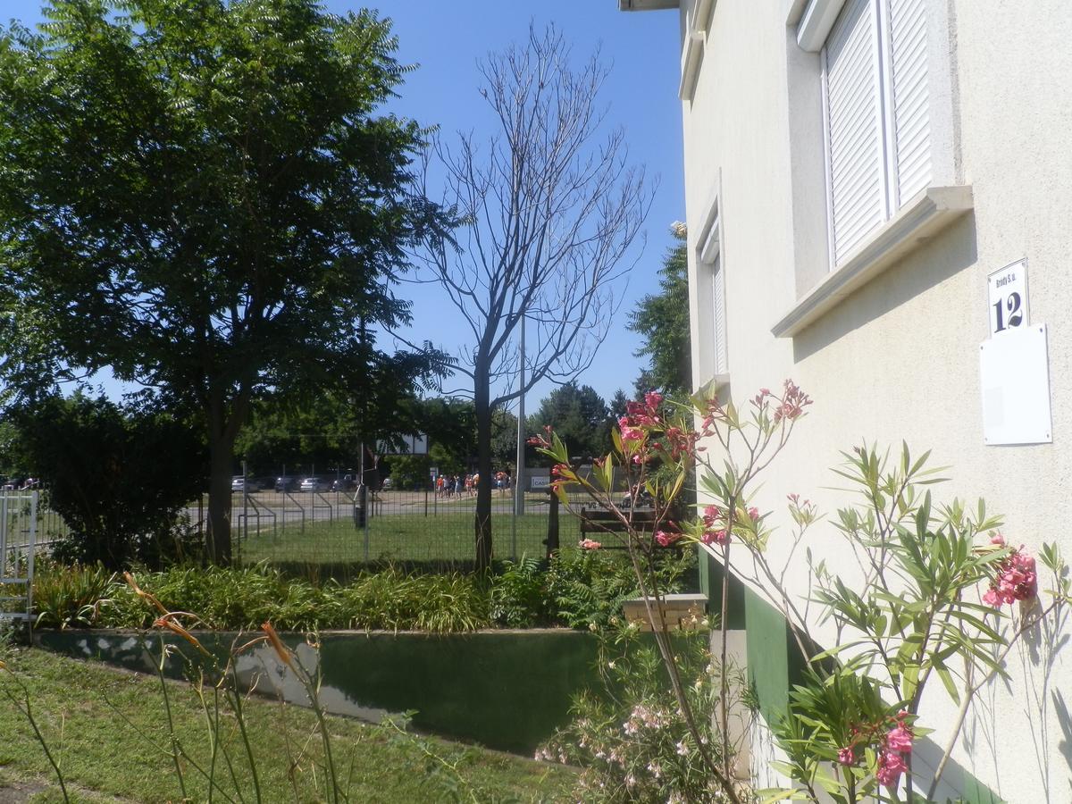 Aquaparti apartmanok Hajdúszoboszló Exterior foto
